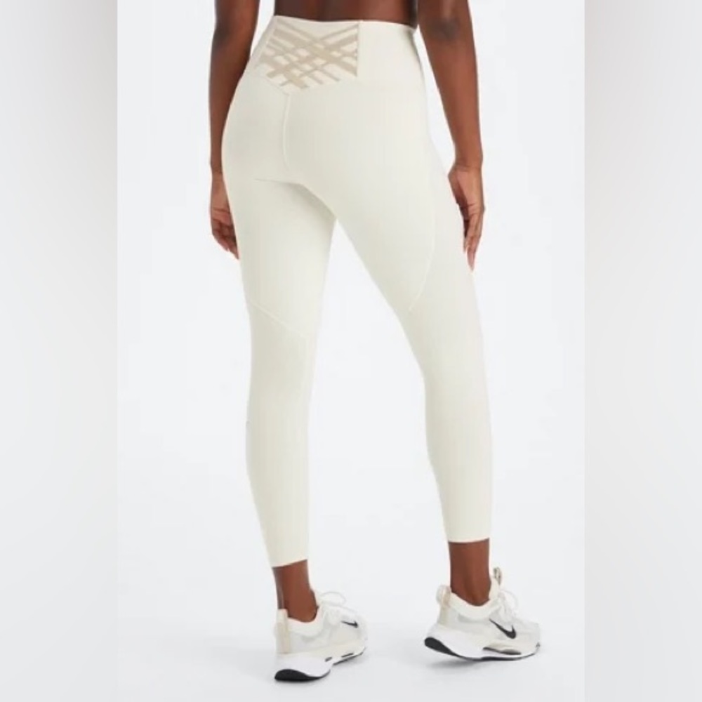 Boost PowerHold® High-Waisted 7/8 Legging